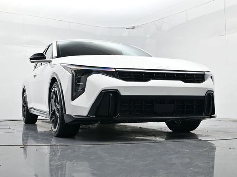 New 2026 Kia K4 GT-Line image 35