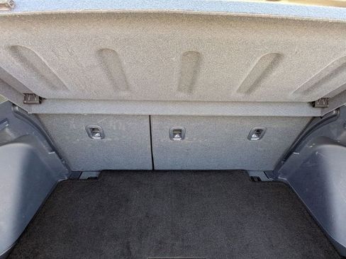 Certified 2025 Hyundai Venue Limited FWD image 27