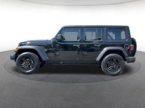 Certified 2022 Jeep Wrangler Unlimited Sport AWD/4WD image 2