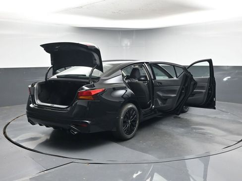 New 2025 Nissan Altima 2.5 SV w/ SV Special Edition Package image 61