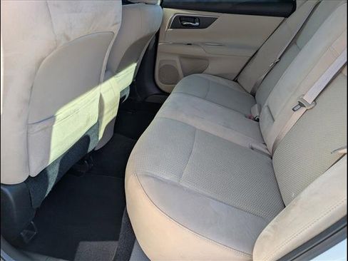 Used 2015 Nissan Altima 2.5 S w/ Power Driver Seat Package image 10