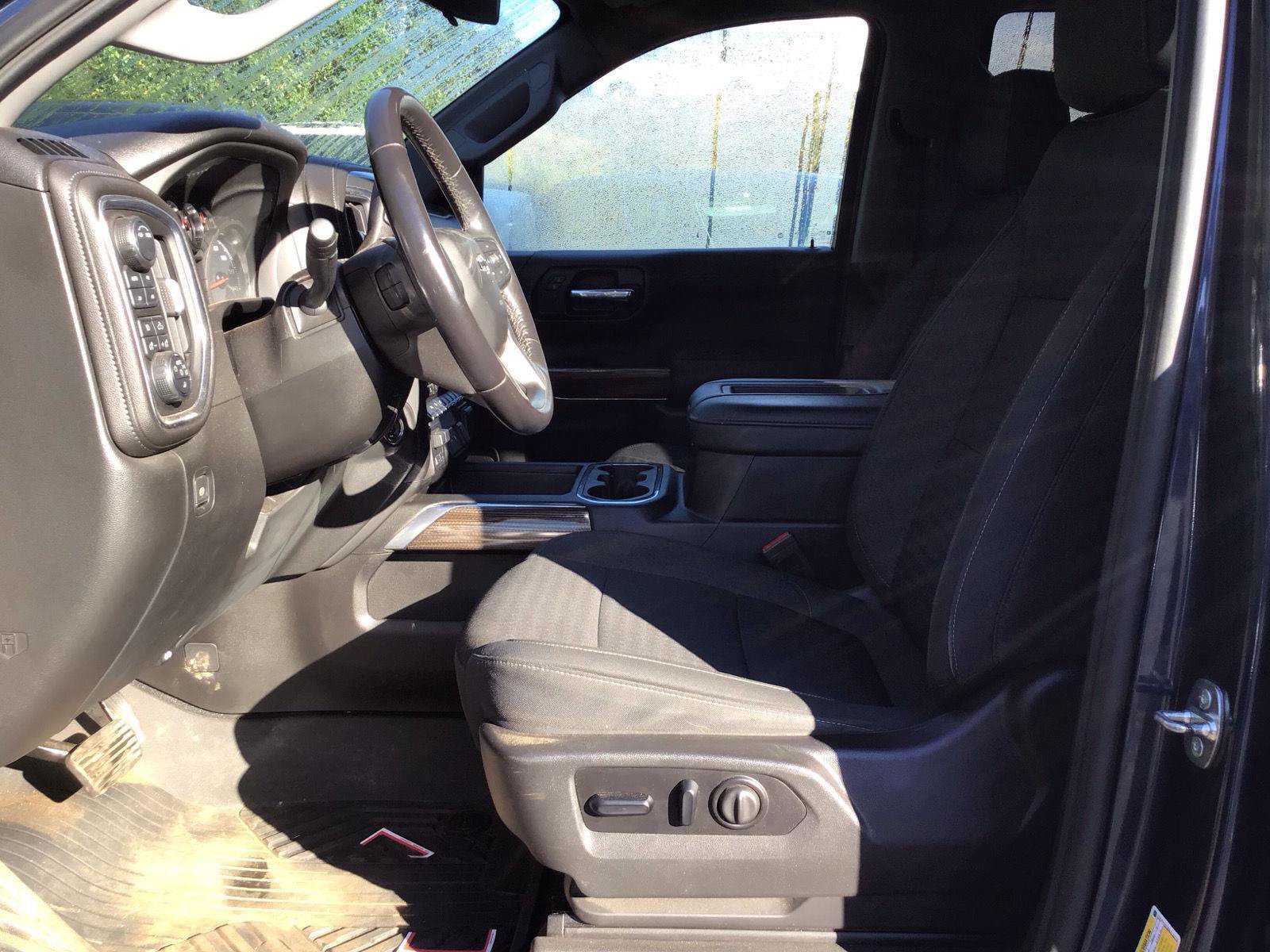 Used 2021 Chevrolet Silverado 1500 LT Trail Boss w/ Convenience Package II AWD/4WD image 9