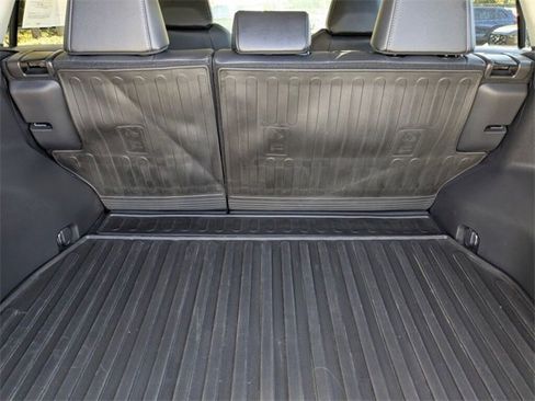 Used 2023 Toyota RAV4 XLE Premium image 39