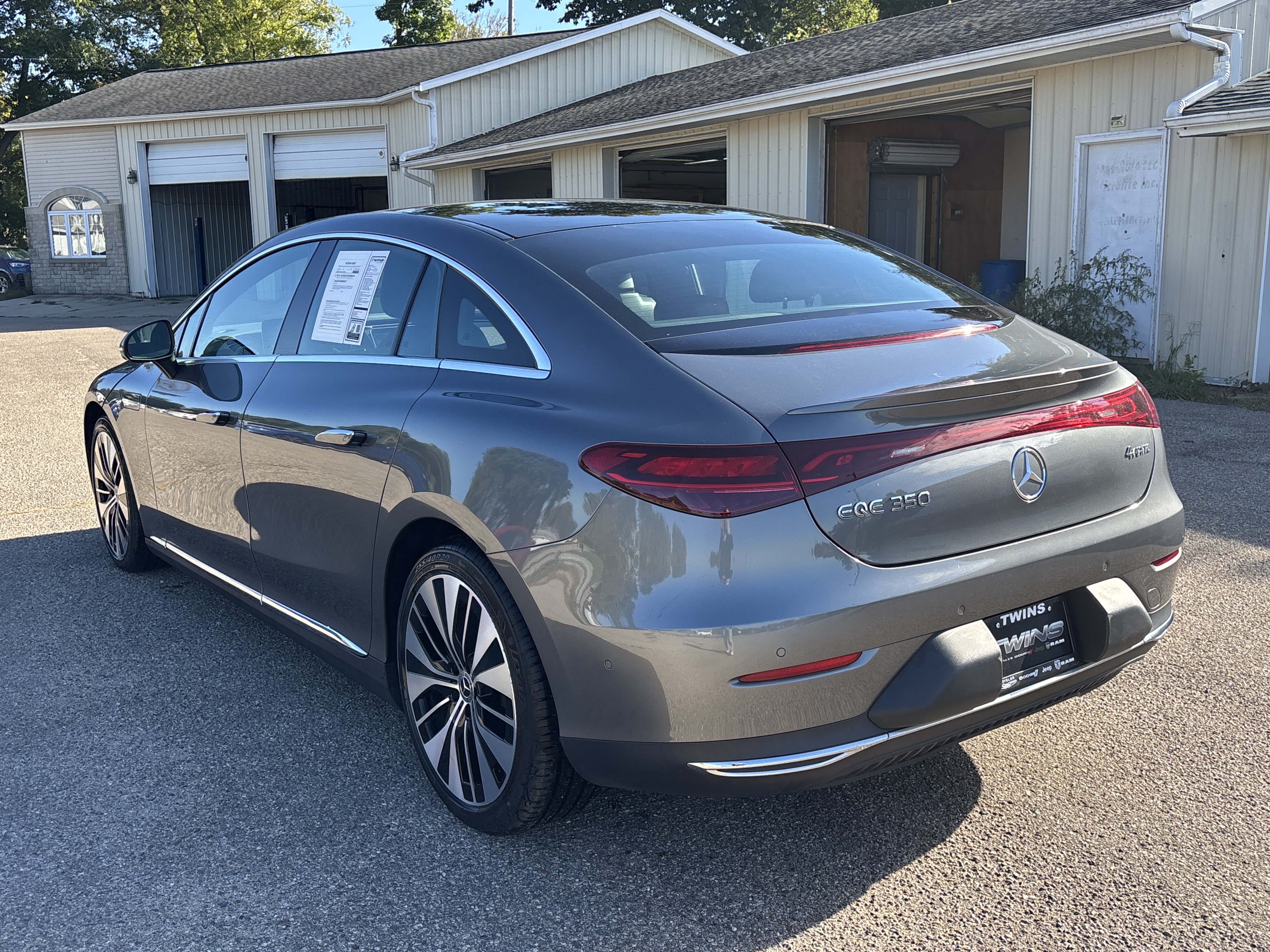Used 2023 Mercedes-Benz EQE 350+ 4MATIC Sedan w/ Exclusive Trim Package image 9