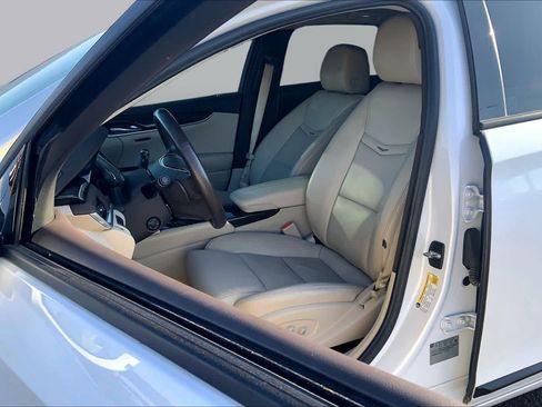 Used 2016 Cadillac XTS Luxury w/ Driver Awareness Package FWD image 7