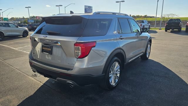 Certified 2023 Ford Explorer Limited w/ Limited Technology Package AWD/4WD image 4
