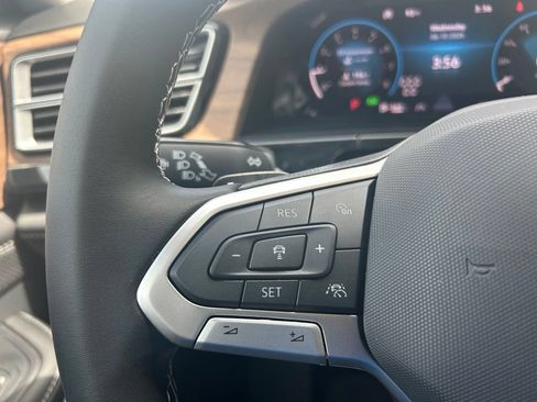 New 2026 Volkswagen Atlas SE FWD image 20