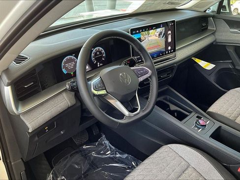 New 2025 Volkswagen Tiguan S image 14