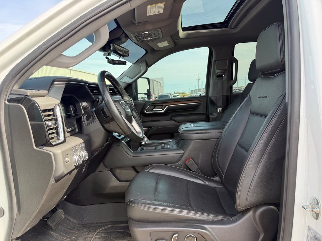 Used 2024 GMC Sierra 2500 Denali w/ Denali Reserve Package AWD/4WD image 5