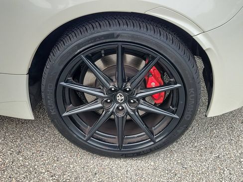 Used 2024 Toyota GR86 w/ Performance Package RWD image 5