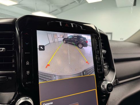 Used 2024 RAM 2500 Laramie image 28