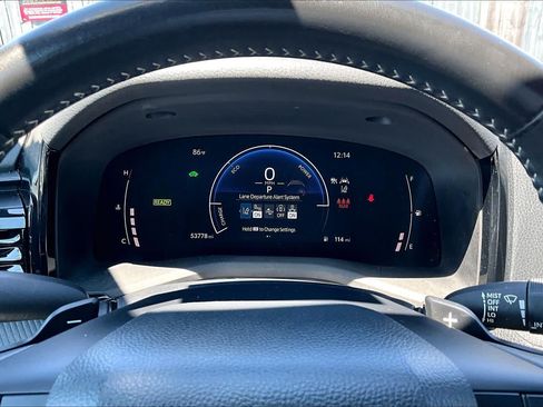 Used 2025 Toyota Camry SE FWD image 26