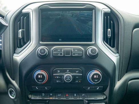 Used 2019 Chevrolet Silverado 1500 LT Trail Boss image 24