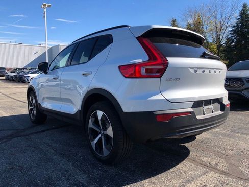 Used 2023 Volvo XC40 B5 Plus w/ Driver Assist Package image 4