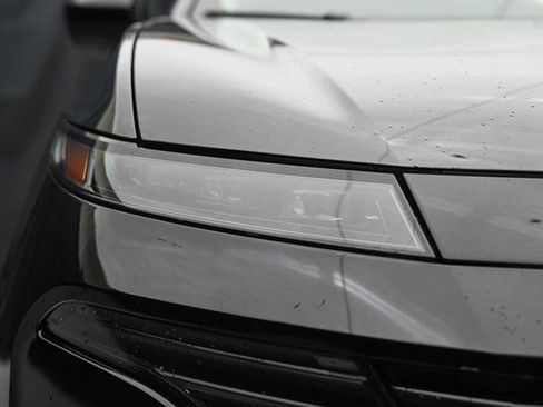 New 2025 Nissan Murano SV image 3