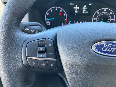 New 2025 Ford Transit 250 148 Medium Roof image 12