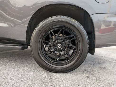 Used 2019 Toyota Sequoia SR5 w/ Premium Package image 23