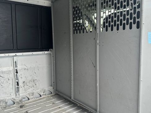 Used 2019 RAM ProMaster 2500 w/ Interior Convenience Group image 19