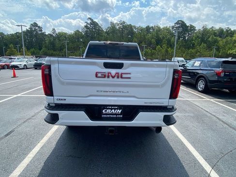 Used 2024 GMC Sierra 2500 Denali w/ Denali Reserve Package AWD/4WD image 6