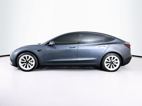 Used 2023 Tesla Model 3 Standard Range RWD image 4