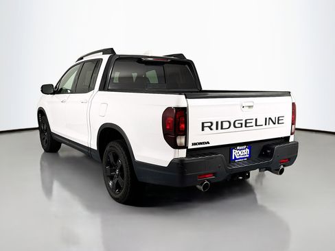 Certified 2025 Honda Ridgeline Black Edition image 7