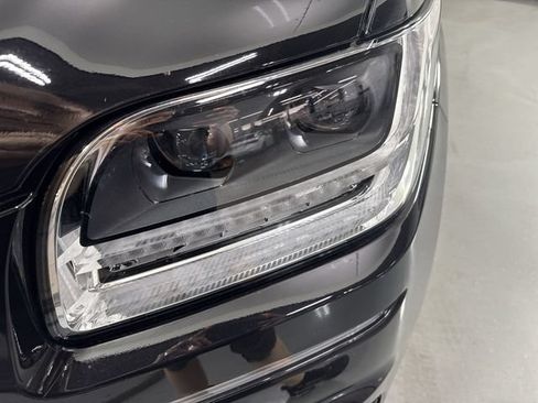 Used 2021 Lincoln Navigator L Reserve AWD/4WD image 29
