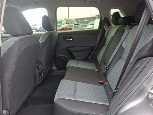 Certified 2023 Nissan Rogue SV AWD/4WD image 10