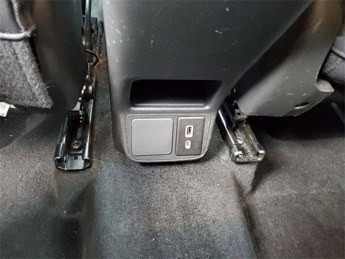 Used 2023 Buick Encore GX Preferred w/ Cold Weather Comfort Package image 28