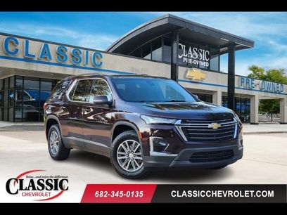 Used 2022 Chevrolet Traverse LT