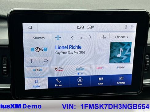 Certified 2022 Ford Explorer XLT w/ Equipment Group 202A image 31