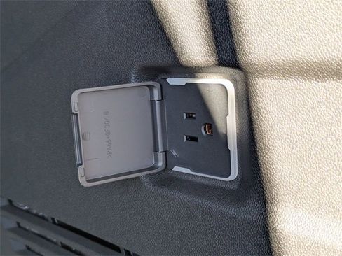 New 2026 Chevrolet Suburban LS w/ LPO, Dark Essentials Package image 32