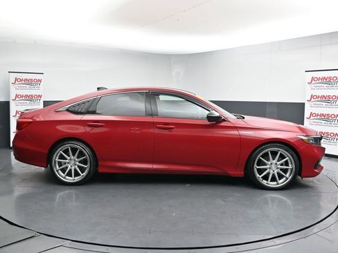 Used 2022 Honda Accord Sport image 9