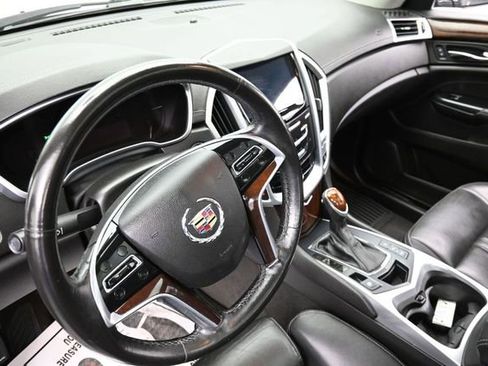 Used 2016 Cadillac SRX Luxury w/ Driver Awareness Package AWD/4WD image 24