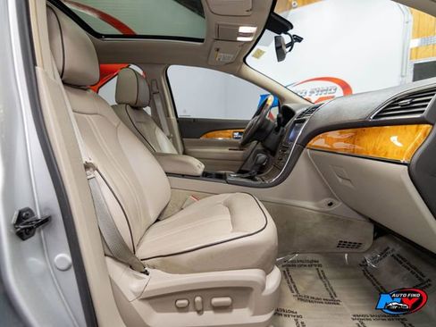 Used 2012 Lincoln MKX FWD image 24