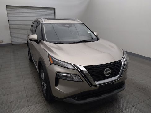 Used 2021 Nissan Rogue SL FWD image 14
