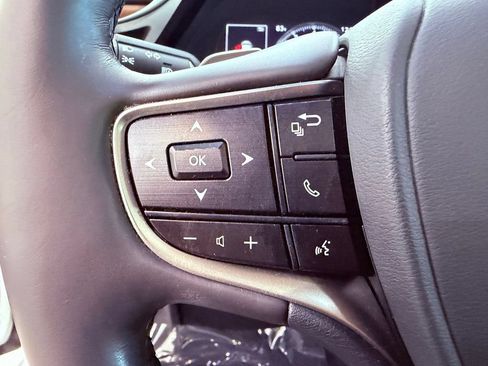 Certified 2024 Lexus ES 350 w/ Technology Package FWD image 22