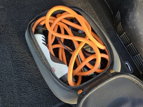 Used 2019 Kia Niro EX image 26