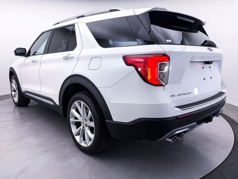 Used 2023 Ford Explorer Platinum w/ Technology Package AWD/4WD image 14