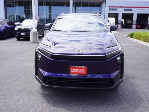 New 2026 Toyota bZ FWD image 6