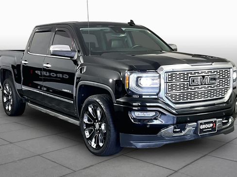 Used 2018 GMC Sierra 1500 Denali w/ Denali Ultimate Package AWD/4WD image 3