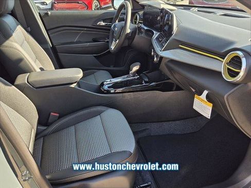 New 2026 Chevrolet Trax LT image 27