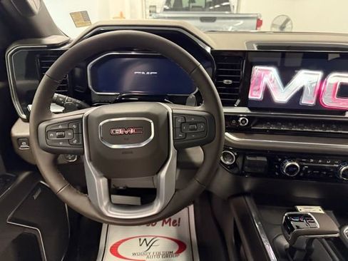 New 2026 GMC Sierra 1500 SLT w/ SLT Premium Plus Package image 18