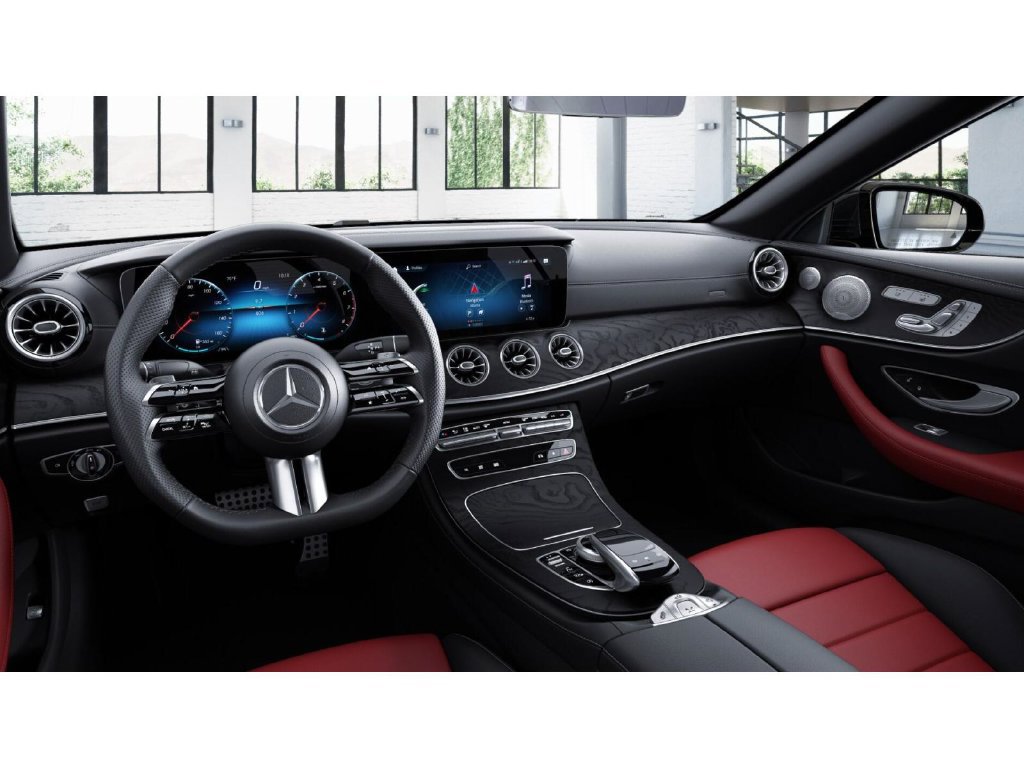 Used 2023 Mercedes-Benz E 450 4MATIC Cabriolet image 3
