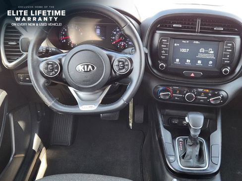 Used 2020 Kia Soul GT-Line FWD image 26
