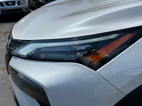 Certified 2024 Nissan Rogue SV w/ SV Premium Package AWD/4WD image 7