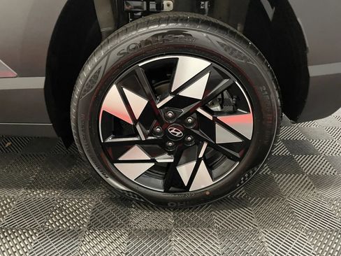 Used 2025 Hyundai Kona SEL AWD/4WD image 11