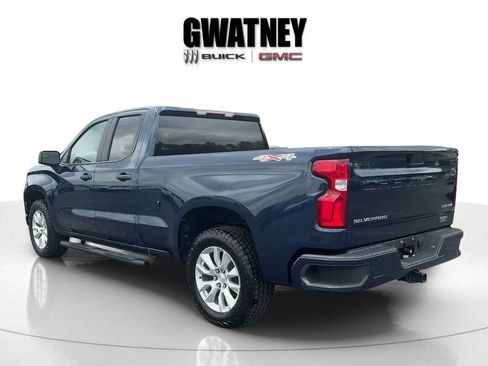Used 2020 Chevrolet Silverado 1500 Custom w/ Custom Value Package AWD/4WD image 5