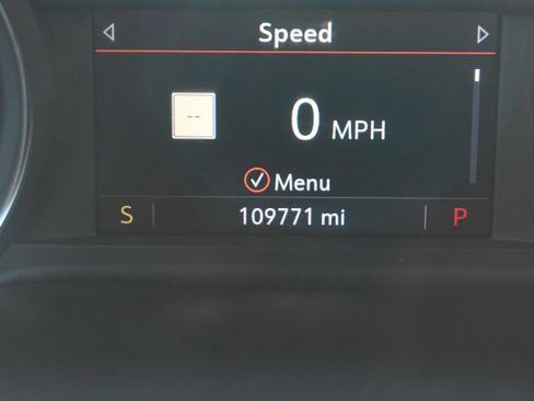 Used 2019 Chevrolet Silverado 1500 LTZ w/ LTZ Convenience Package image 22