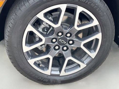Used 2025 Chevrolet Blazer RS w/ LPO, Floor Liner Package FWD image 33