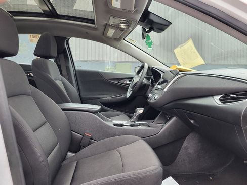 Used 2024 Chevrolet Malibu LT w/ Sport Edition image 12